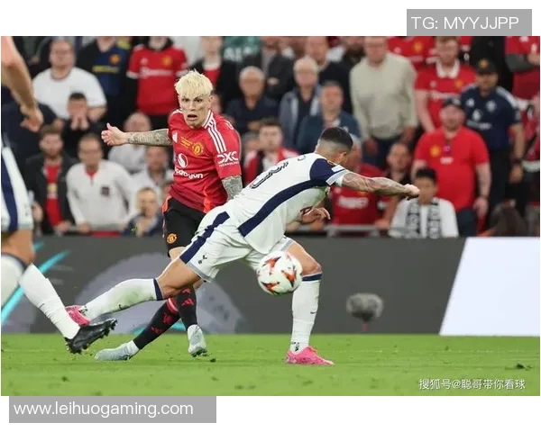 意甲激战热刺大胜巴萨红牌事件引发全场热议精彩十球回顾