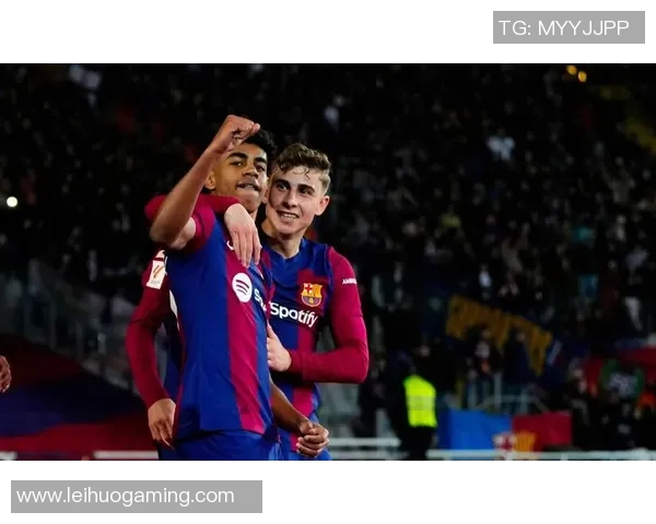 友谊赛精彩回顾:那不勒斯与波尔图激战成平局帽子戏法引发全场热潮