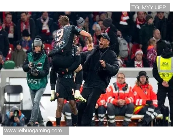 德甲焦点战尤文图斯逆转里昂红牌事件引发全场热议与转会传闻